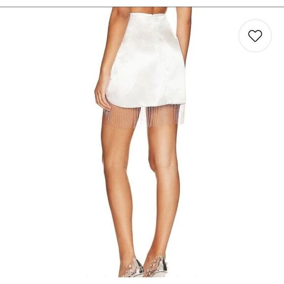 Superdown Penelope white satin Fringe mini Skirt NWT Revolve $68 - Picture 4 of 13